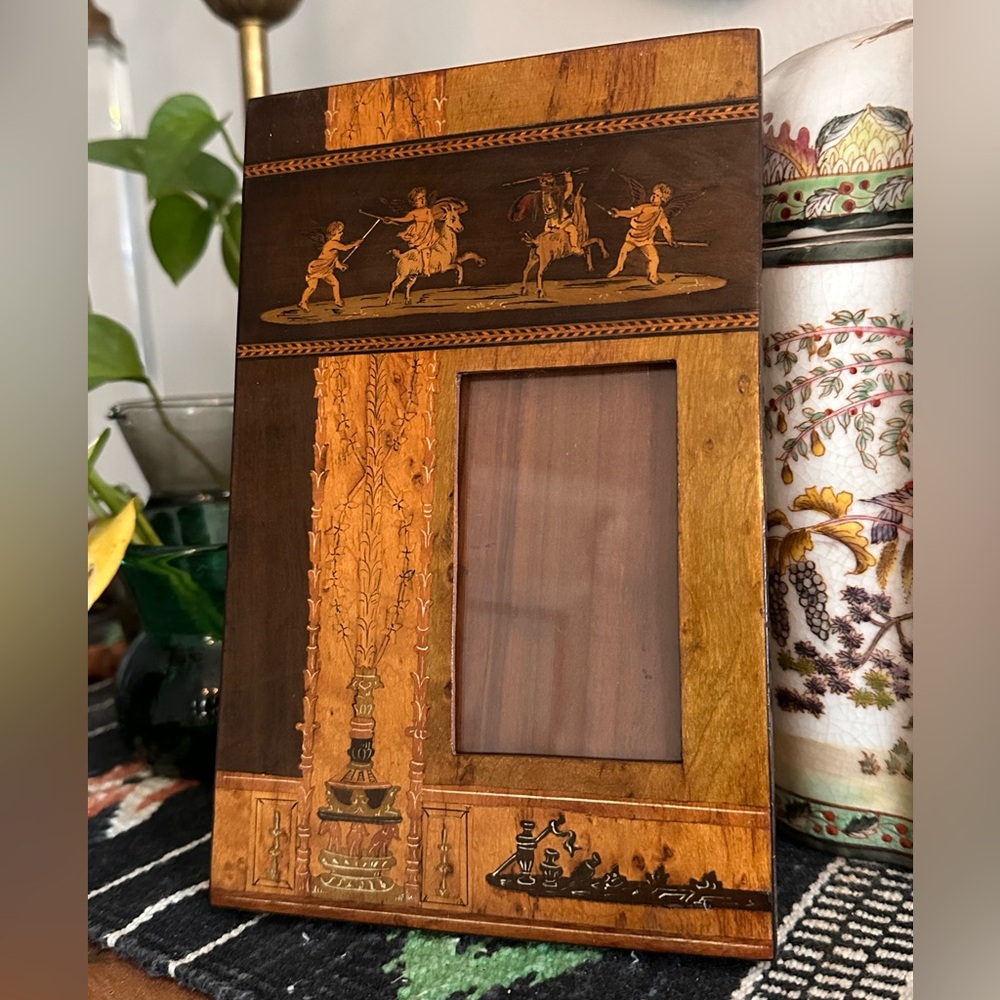 Antique Vintage Italian Wooden Inlay Marquetry Photo Frame Cherubs